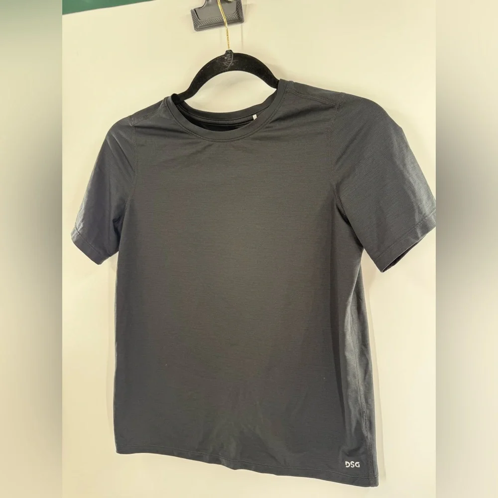 EUC DSG Boys Black Athletic Tee Shirt